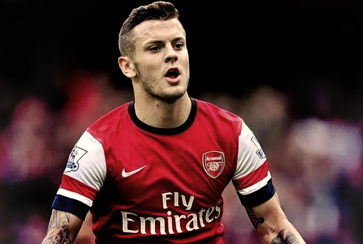 劳塔罗飞铲罗伯逊染黄，国米战利物浦上半场13分钟现争议