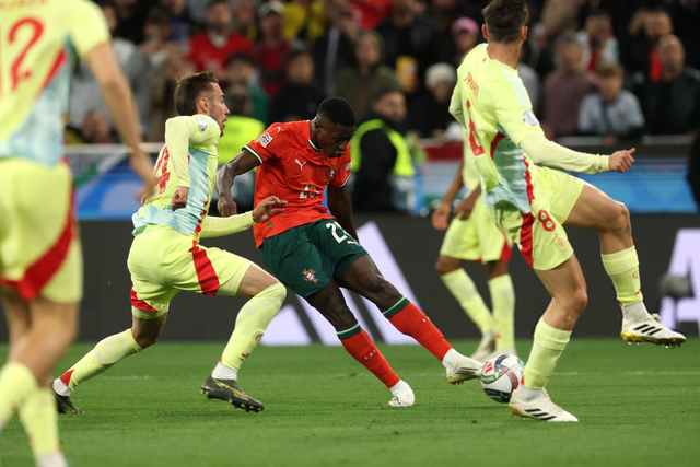 弗拉霍维奇晒龙珠悟空恢复照：手术很顺利，感谢大家