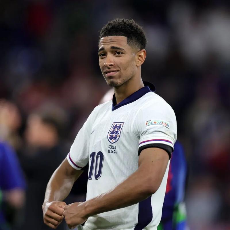 苏超创全国多个标志性第一次：央视转播、启用VAR、名哨执法