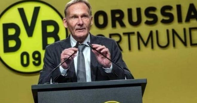 弗拉格：詹姆斯&东契奇&里夫斯像三头龙，他们都能撑起球队