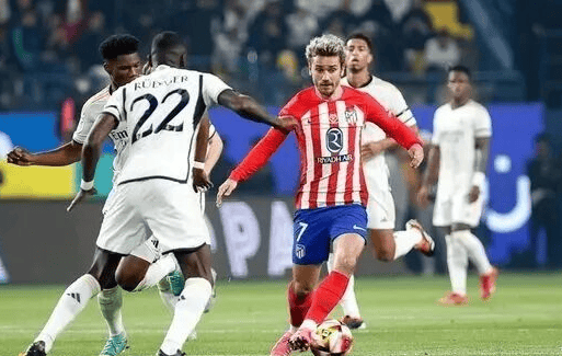 科瓦奇：丘库埃梅卡在禁区内被夸安萨拉拽？裁判应做出判罚